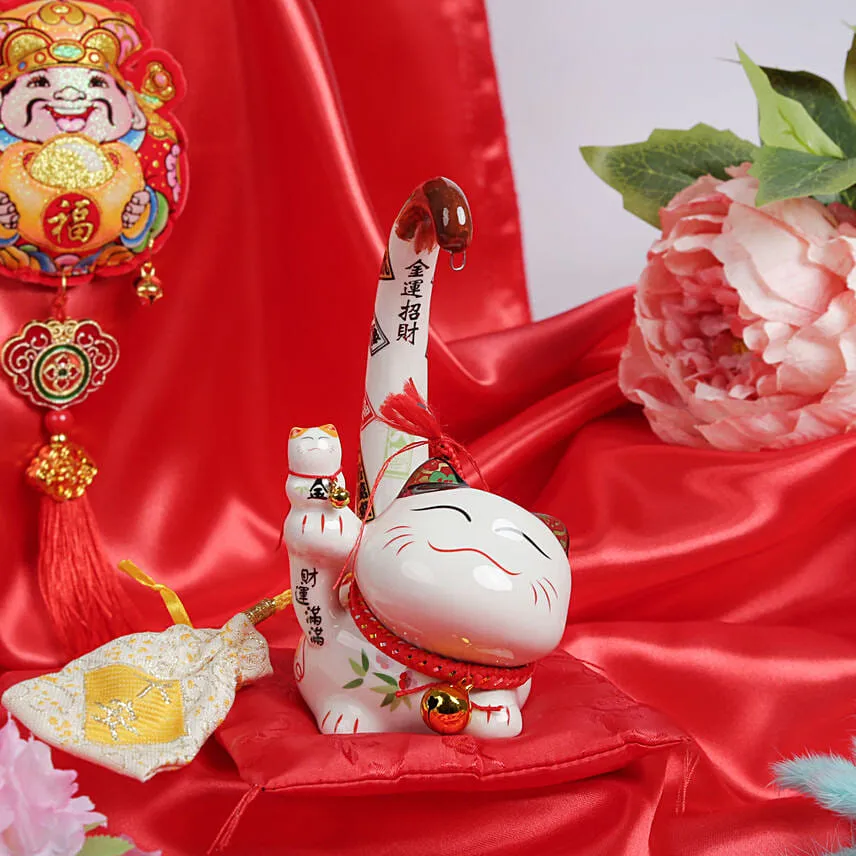 Long Tail Lucky Cat