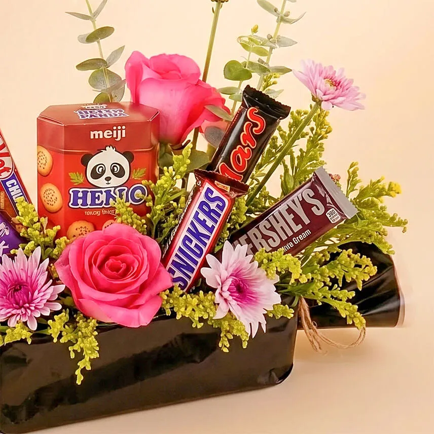 Chocolates and Flowers Gift Combo