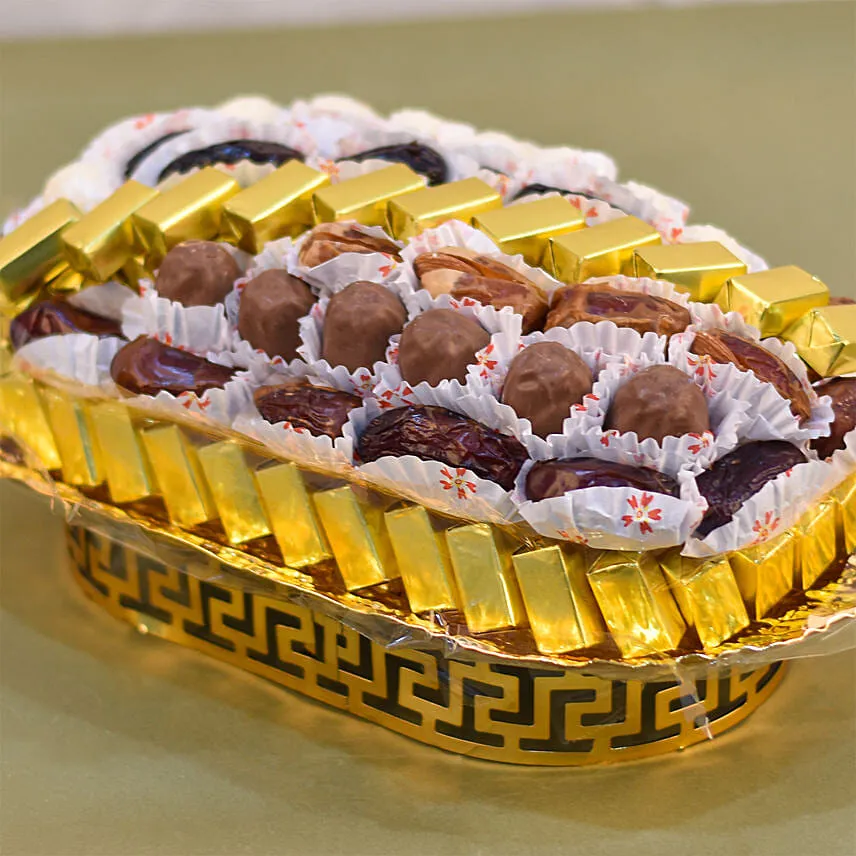 Dates and Chocolate Raya Tray Medium