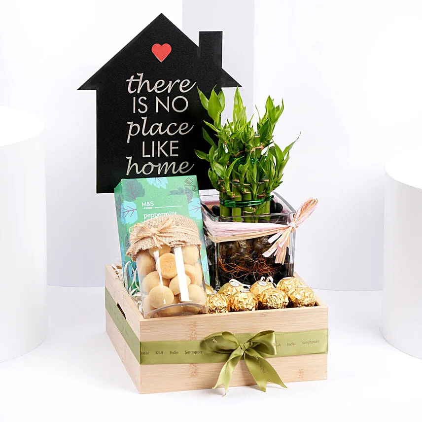 Home is The Place To Be Hamper
