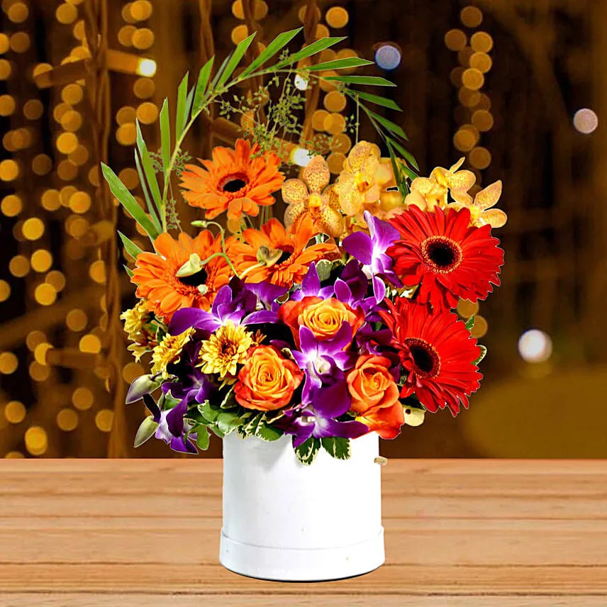 Gleaming Mixed Flowers Arrangement