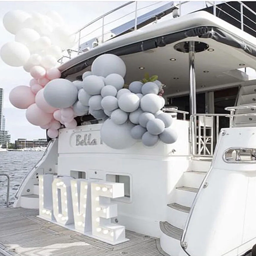 ASFAR 2 Boat with Balloon Decor Online
