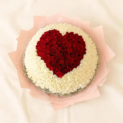 Heart Bloom Premium Flower Arrangement