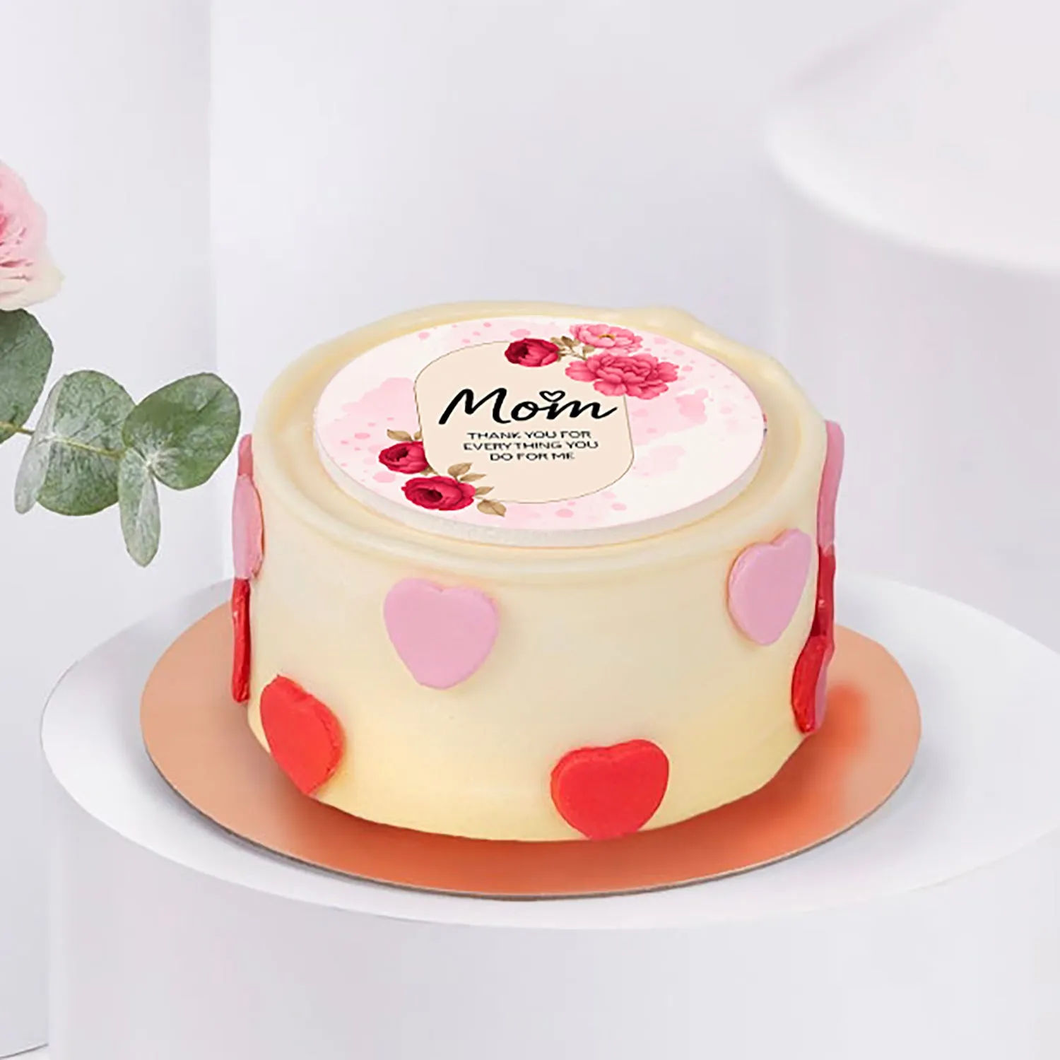 Celebrate Mother's Day with Flora & Frosting: Elegant Roses and Delightful Cake