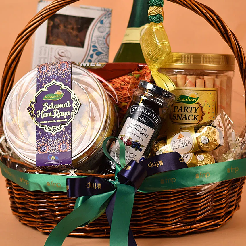 Hari Raya Gift Hampers with Lovely Wishes
