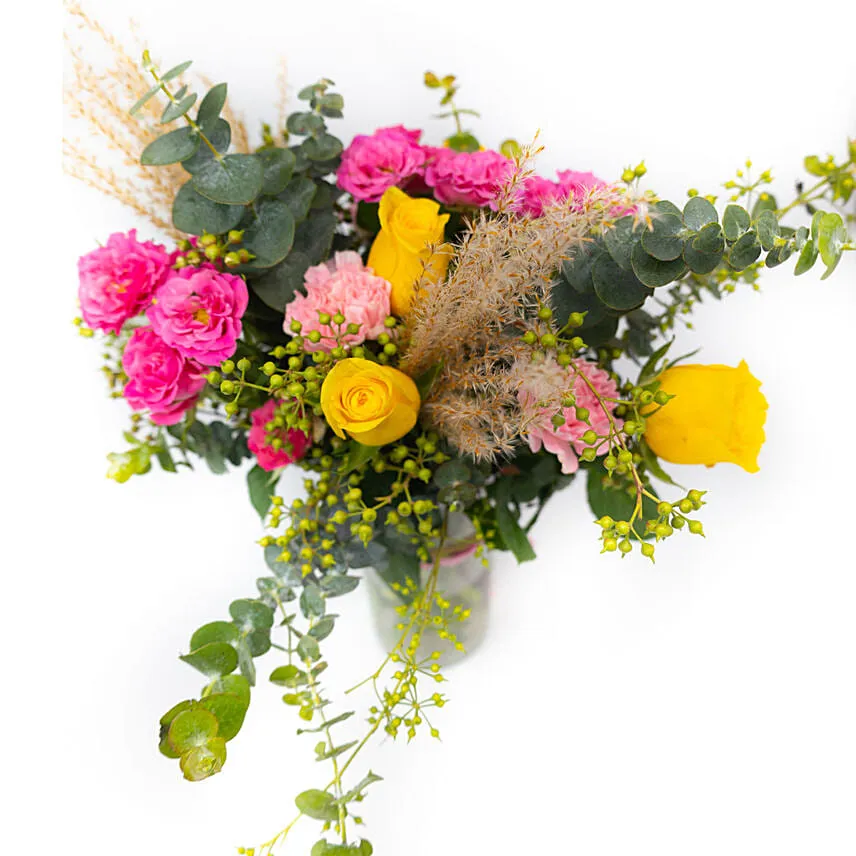 Alluring Mixed Flowers Bunch
