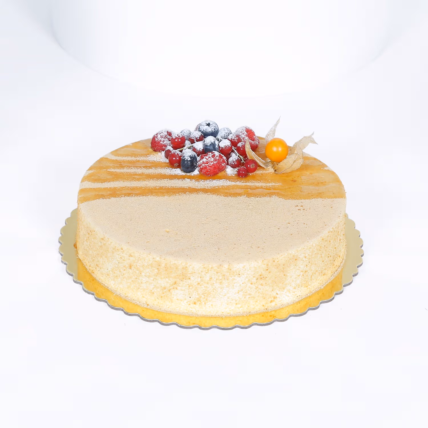 Exquisite Honey Flavour Cake with Fresh Berries - 1 Kg