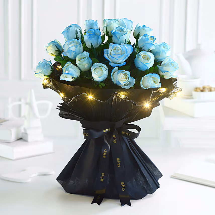 Shimmering Rose Bouquet For Super Dad