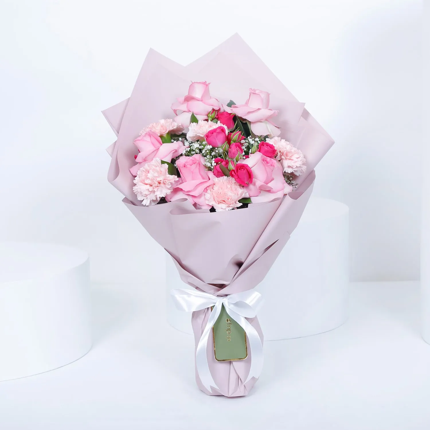 Pink Petals Tenderness Bouquet: A Symphony of Love