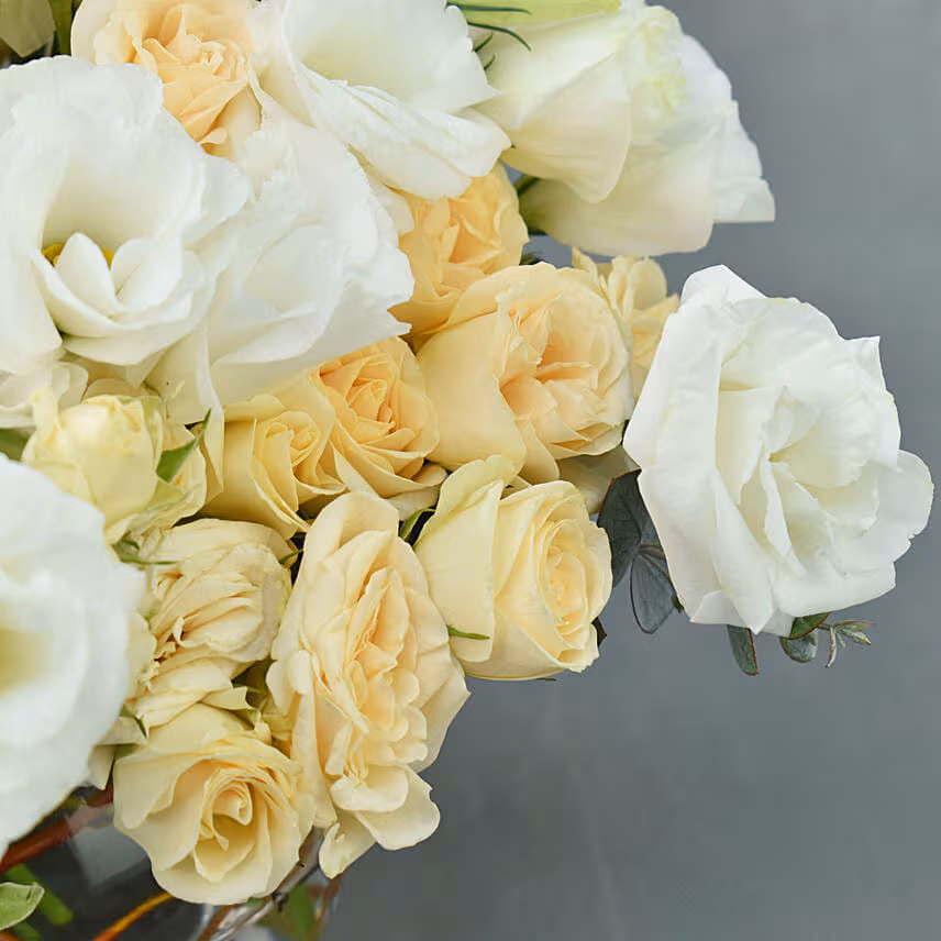 Spray Roses with White Lisianthus in Fish Bowl