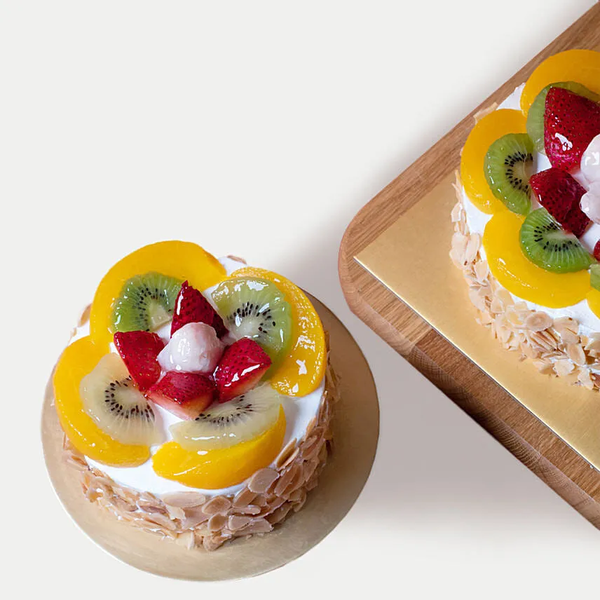Mono Fresh Fruit Cake