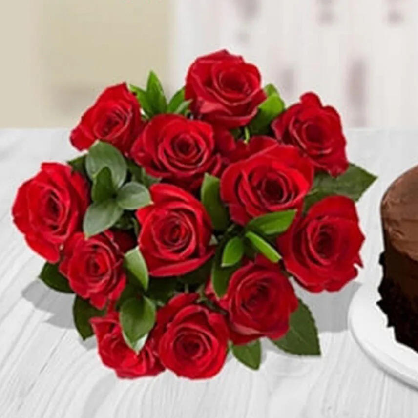 Cake & Red Roses
