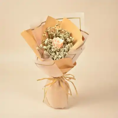 Elegant Peach Rose Bouquet: A Touch of Timeless Beauty