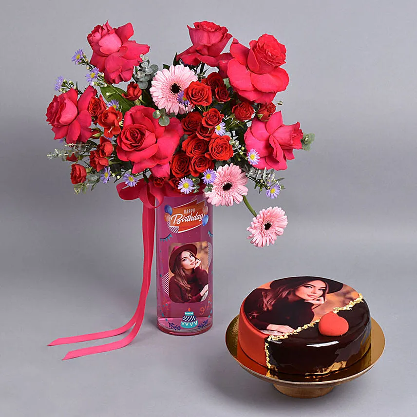 Dream Choco Photo Cake 4 Portion With Flowers