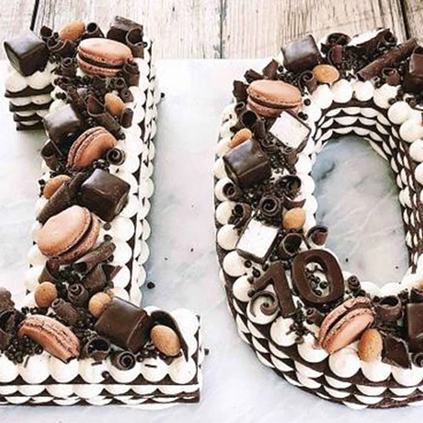 Yummy Number 10 Macarons Cake