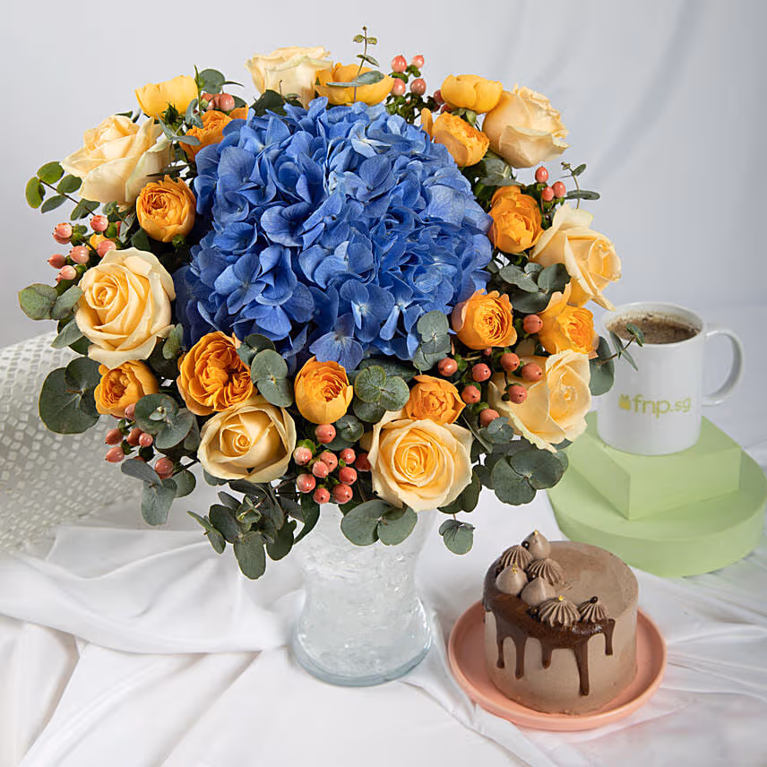 Exqusite Hues with Cake