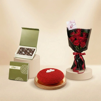Velvety Love Valentine Cake - With Roses and Chocolate