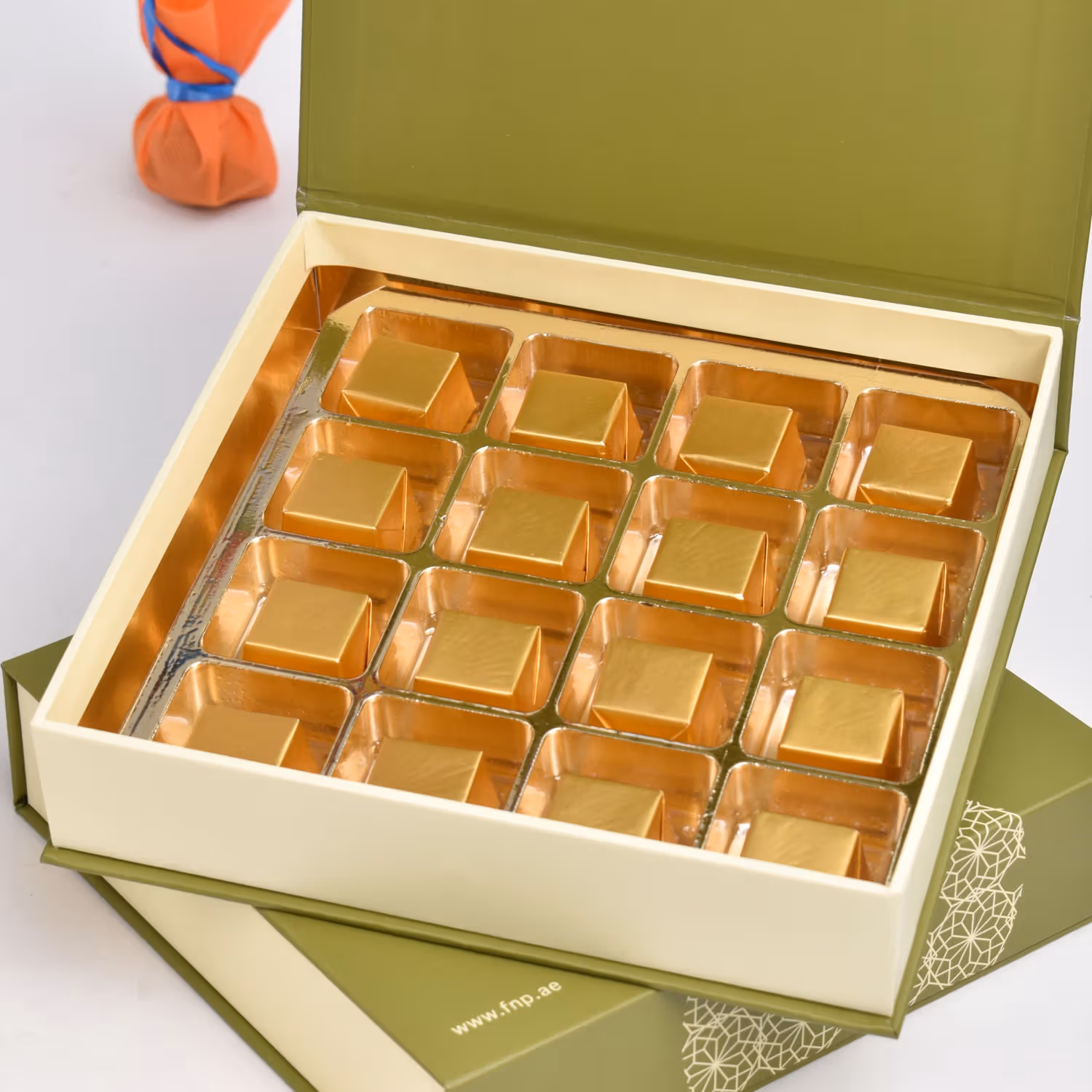 Elegant Birthday Celebration: Vibrant Roses Combo with Premium Chocolates