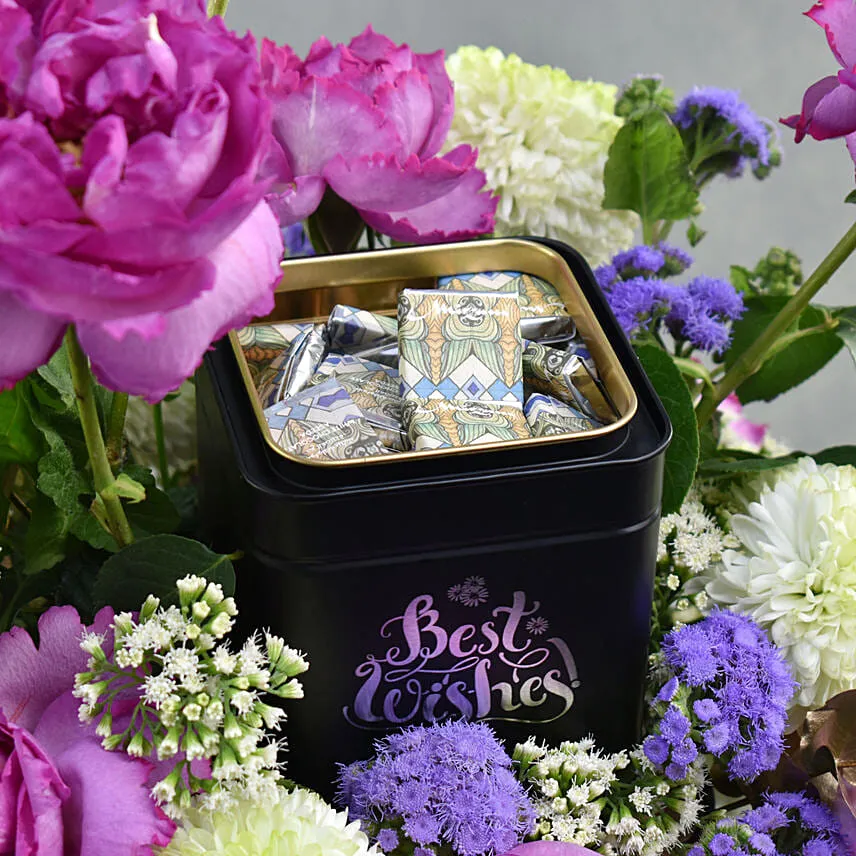 Breathtaking Flowers With Chocolates