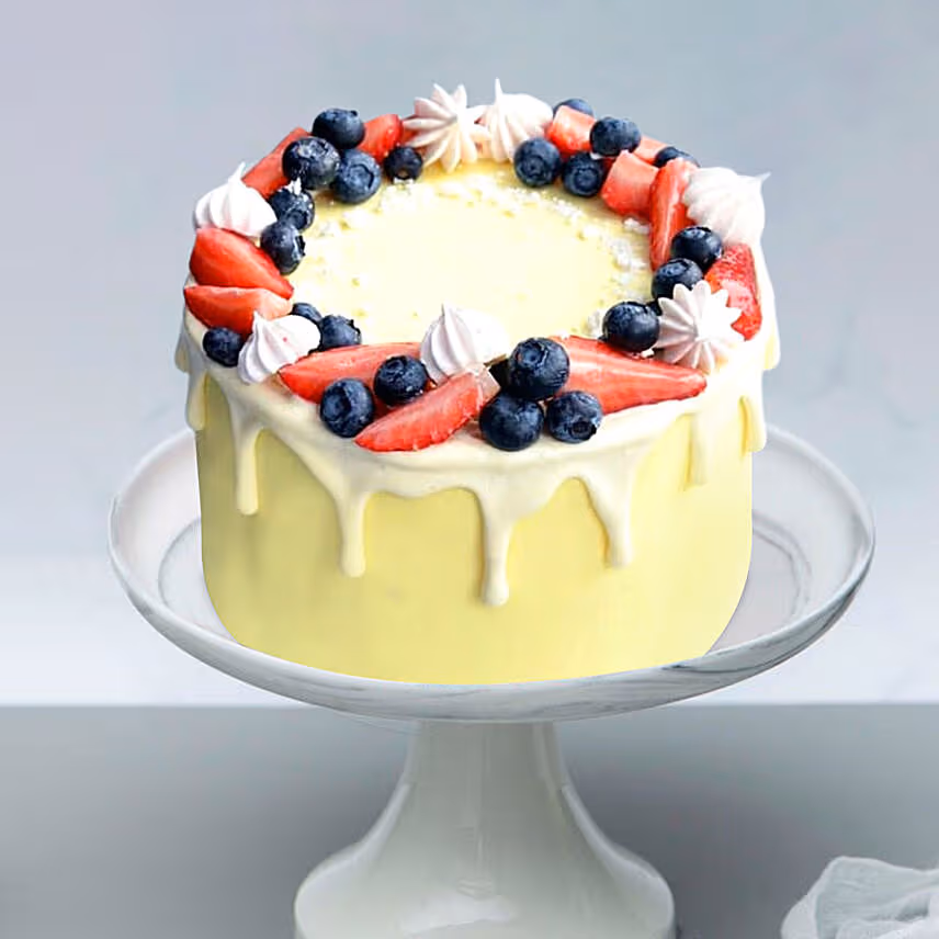 Pleasing Mix Berry Vanilla Cake