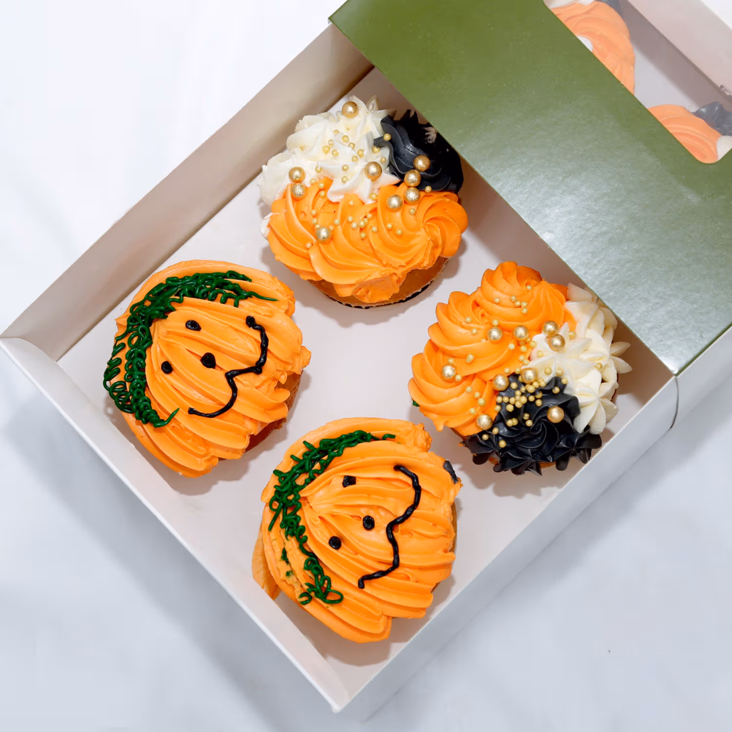 Delicious Halloween-Themed Vanilla Cupcakes - Pack of 6