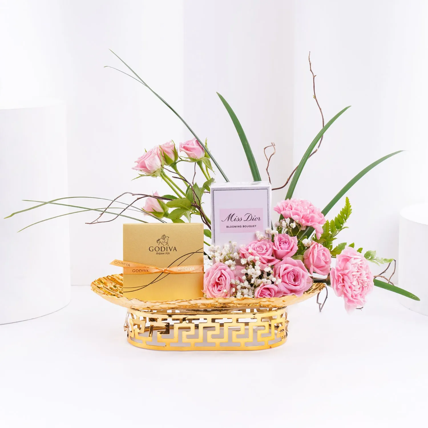 Godiva n Miss Dior Blooming Bouquet Women Perfume Flower Tray