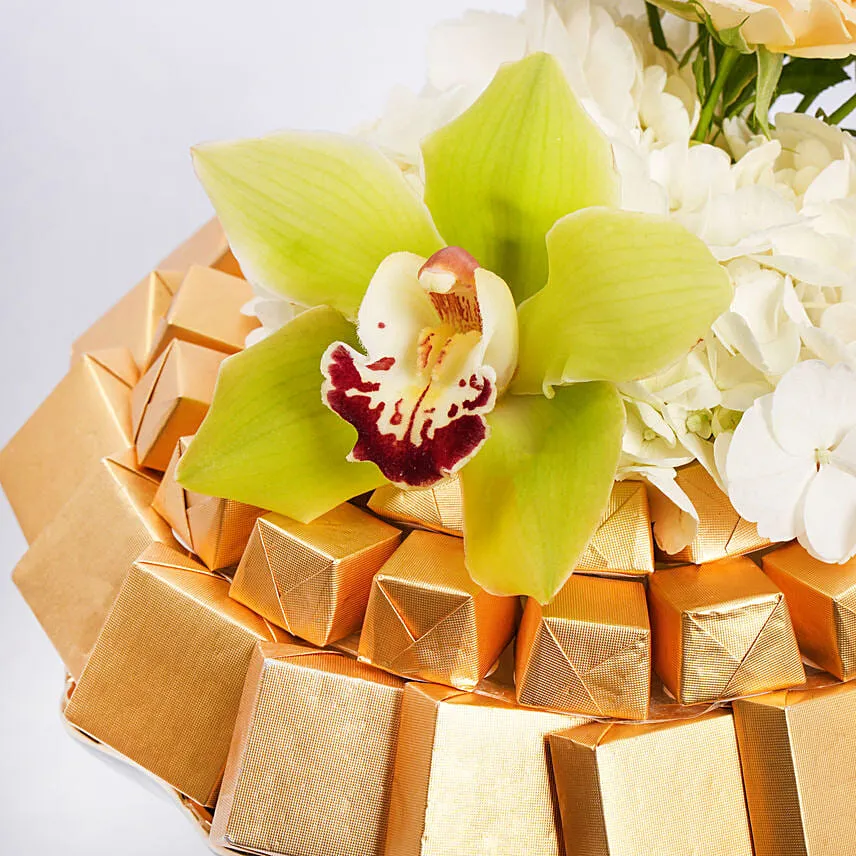 Premium Tray of Chocolates and Flowers