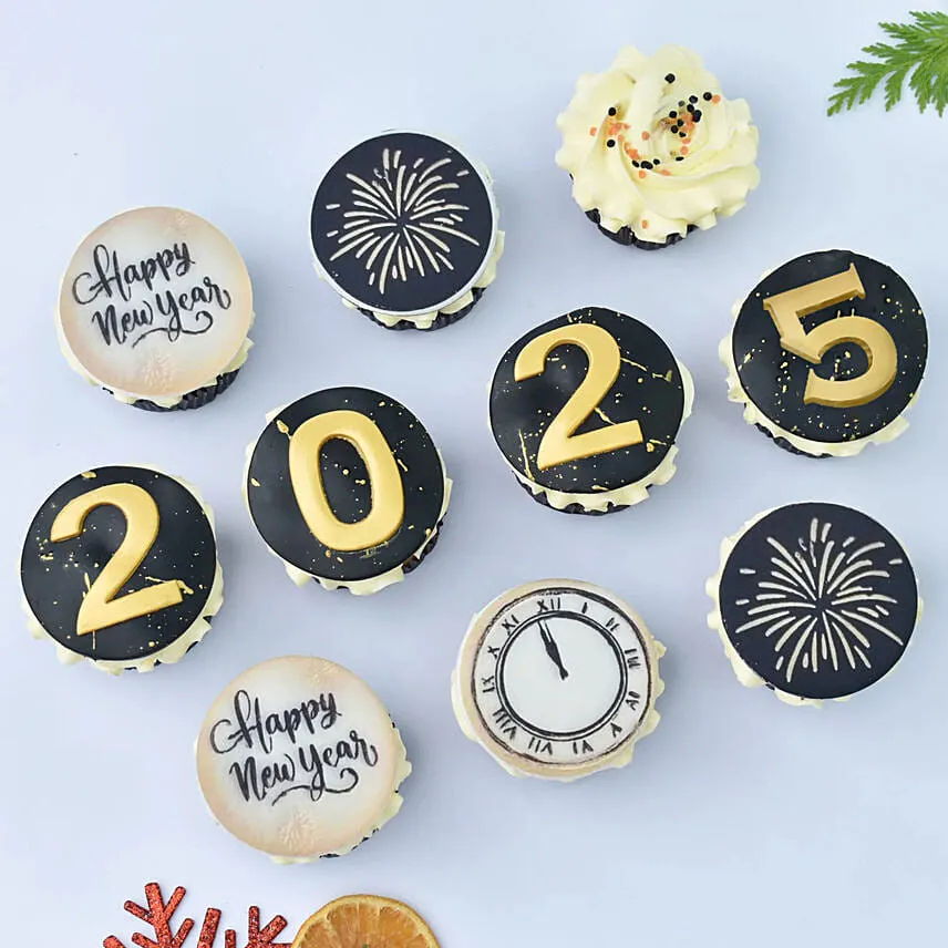 Assorted New Year Cup Cakes