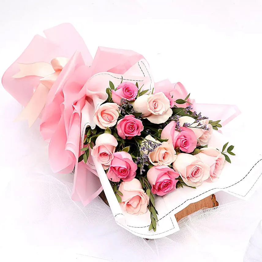 14 Mixed Roses Bouquet With Ferrero Rocher