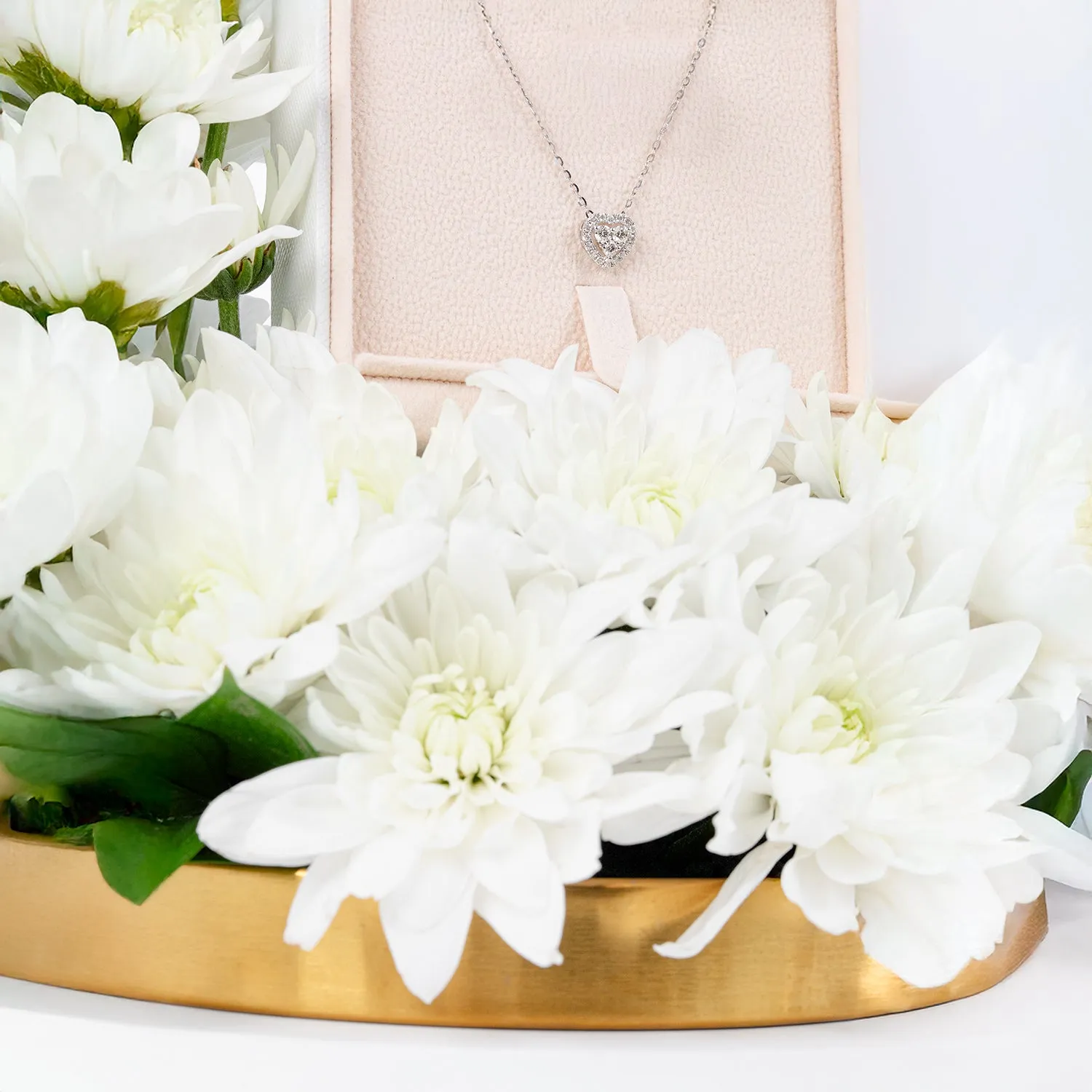 Elegance Redefined: Floral Aura with Diamond Heart Necklace