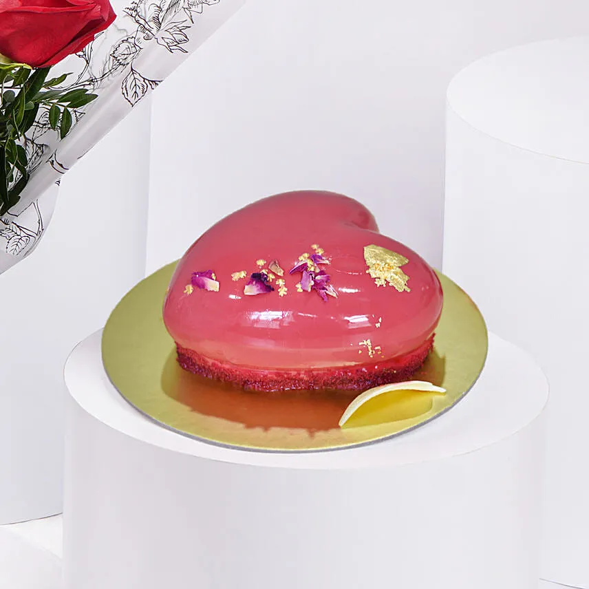 Valentine 6 Roses and Heart Shape Cake
