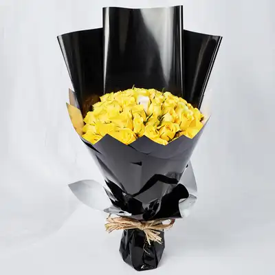 Enticing Yellow White Roses Beautifully Tied Bouquet