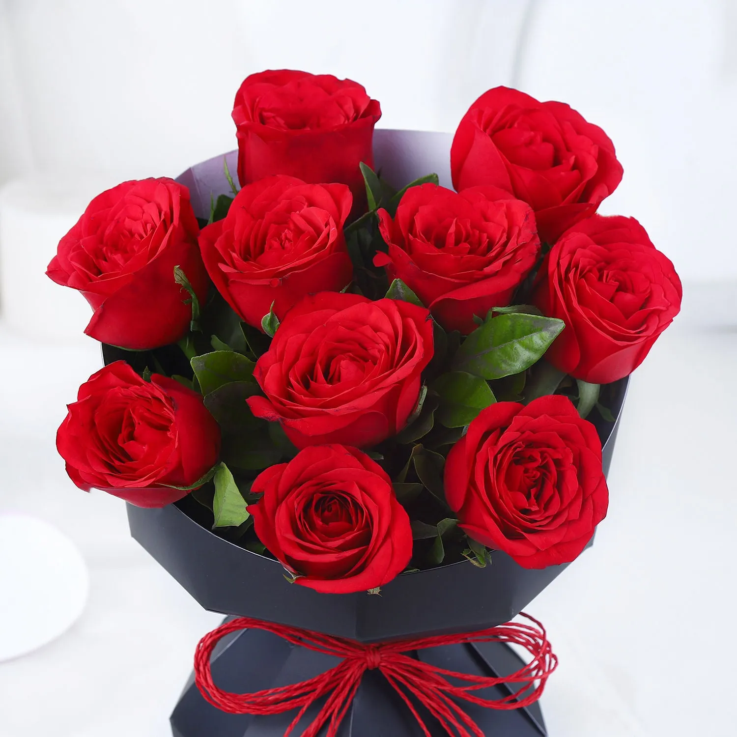 Luxurious Love Roses Bouquet with Elegant Black Base