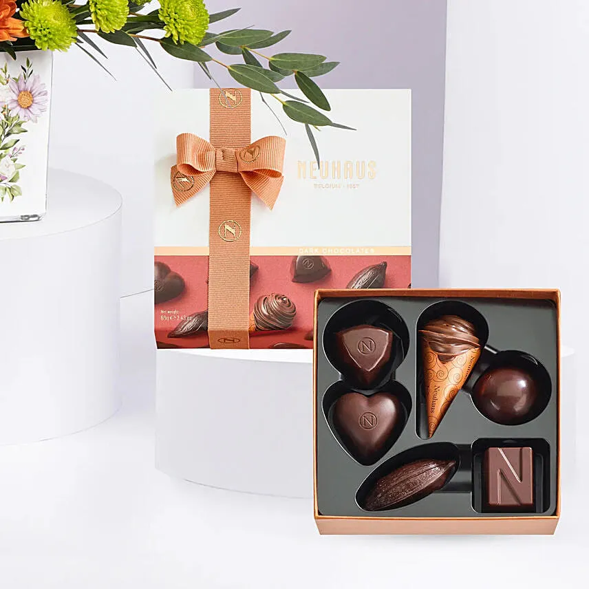 Chrysanthemum Birthday Flowers Vase With Chocolate