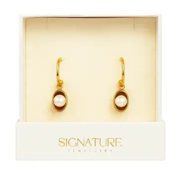 Sophisticated Golden Pearl Necklace & Earring Set with Exquisite Red Roses