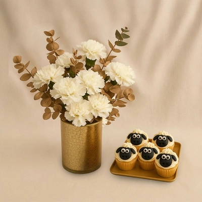 Shaun The Sheep Themed Cupcakes - With Roses