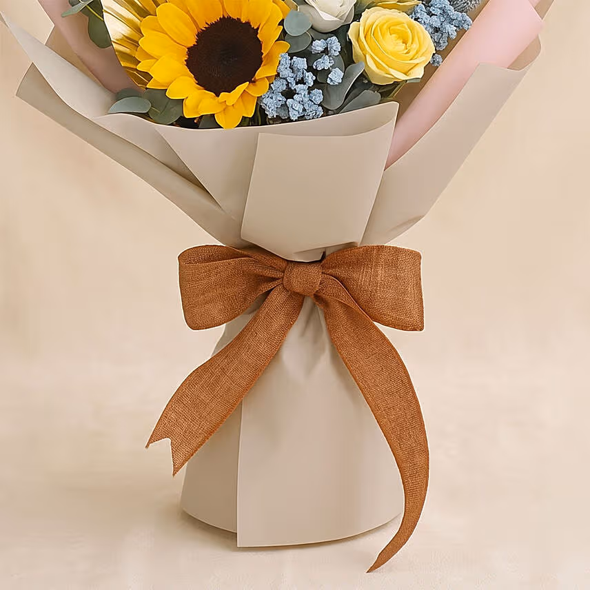 Timeless Mixed Flowers Bouquet