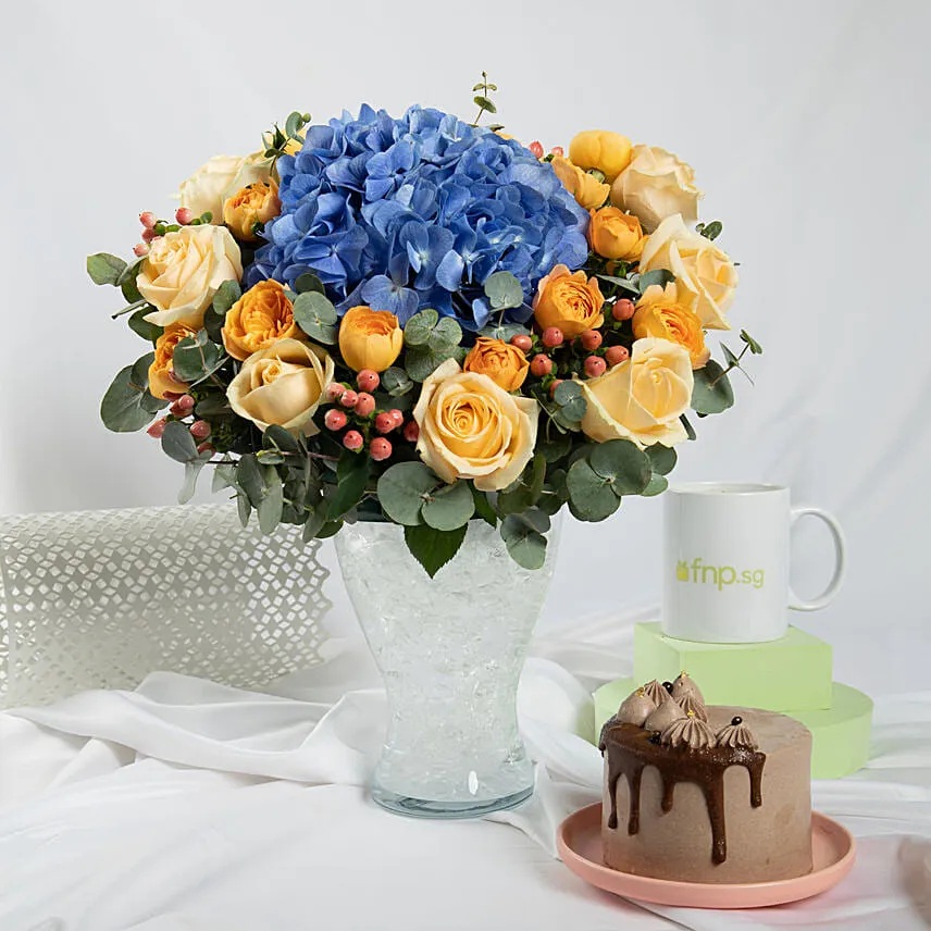 Exqusite Hues and Cake