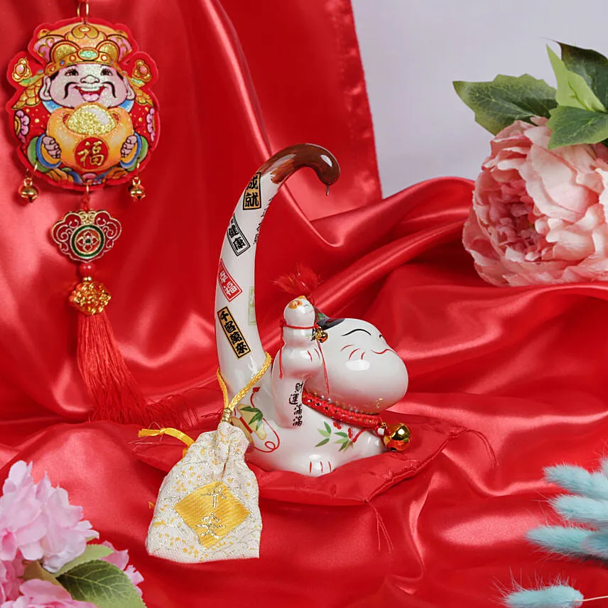 Long Tail Lucky Cat