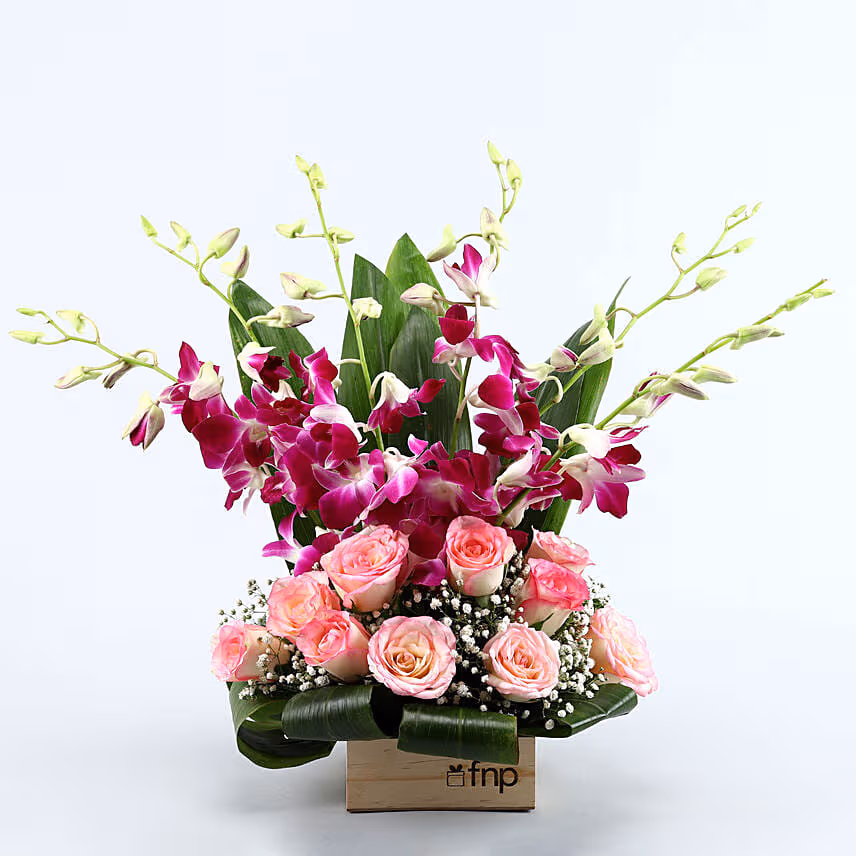 Gleaming Beauty Floral Arrangement