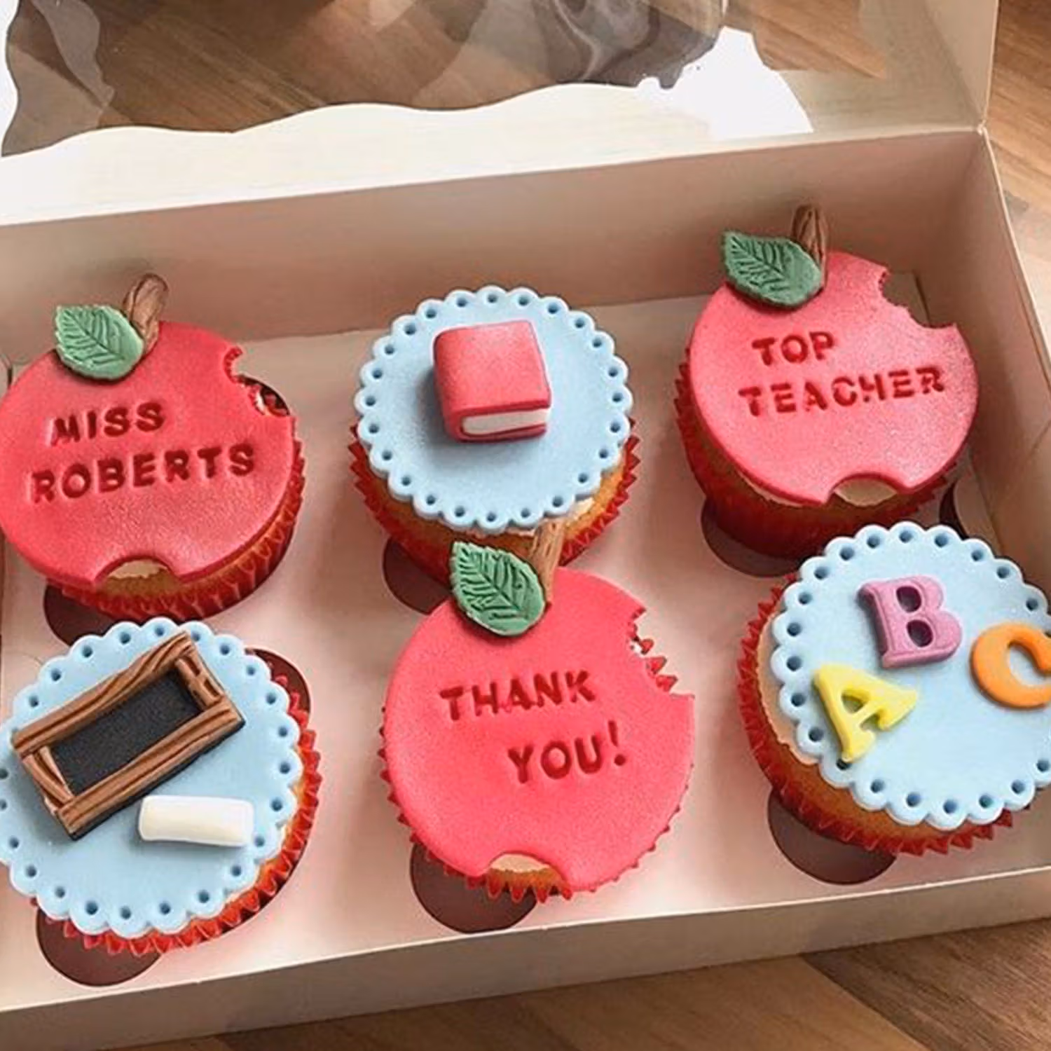 Best teacher Chocolate Cupcake