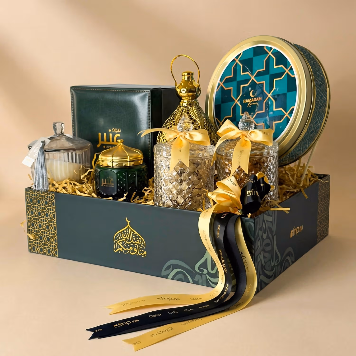 سلة هدايا فاخرة بالمكسرات والشوكولاته لرمضان