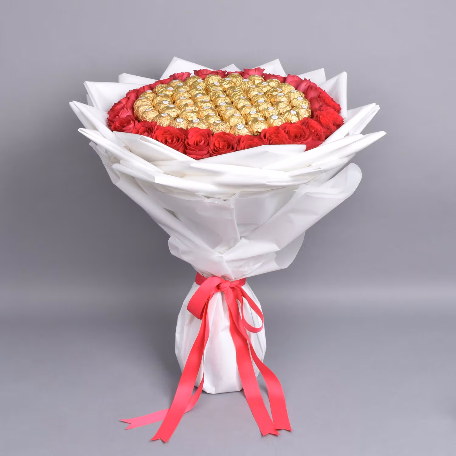 Luxurious Chocolate and Rose Bouquet Extravaganza