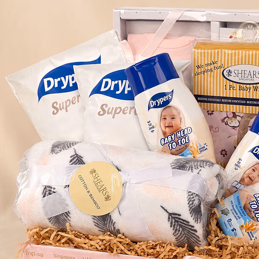 It's a Girl Baby Care Hamper