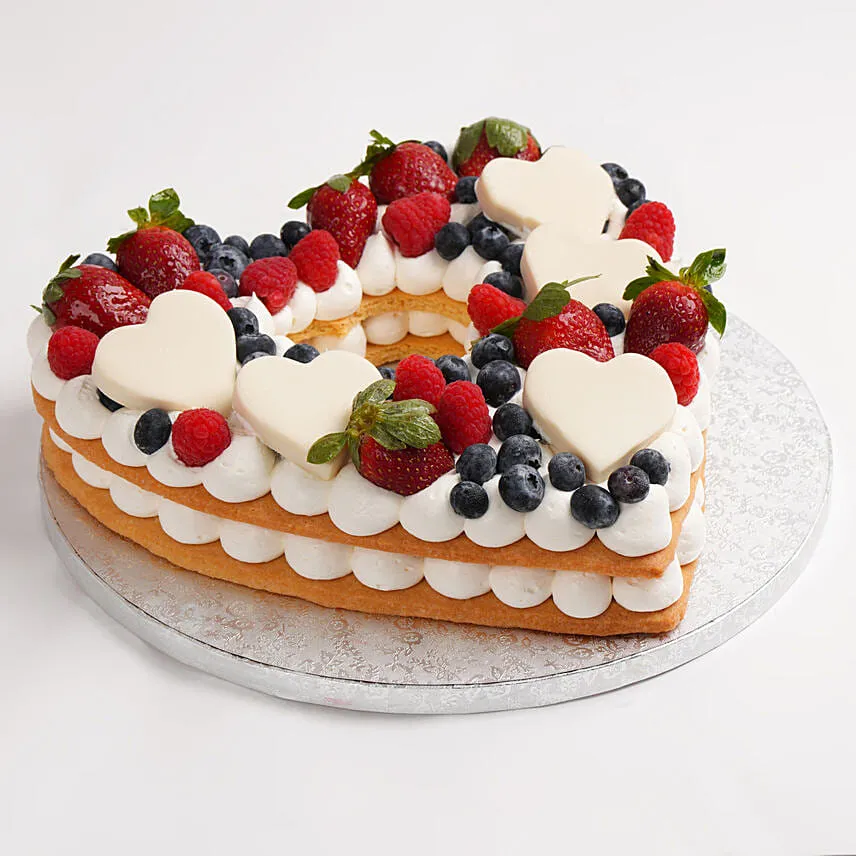 Yummy Heart Shaped Chocolate Cake 1 Kg