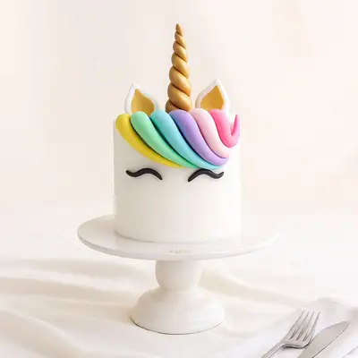 Magical Colorful Unicorn Cake for Kids' Celebrations - Chocolate