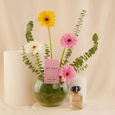 My Way Women's Perfume n Gerbera Vase