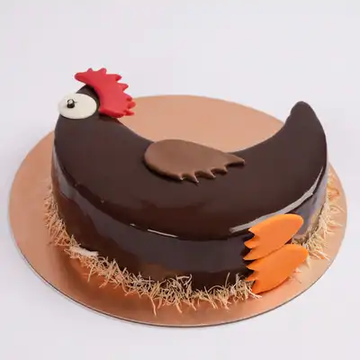 Hen Designed Chocolate Cake
