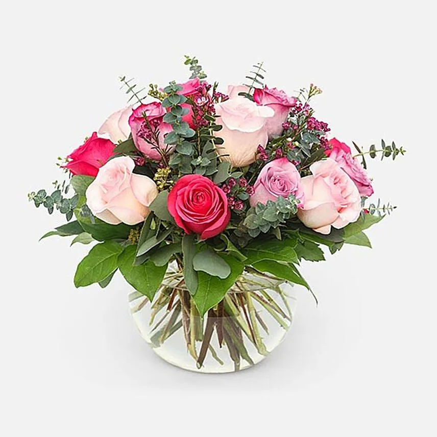 Elegant Mixed Roses Fishbowl Vase Arrangement with Moet Champagne 200ml