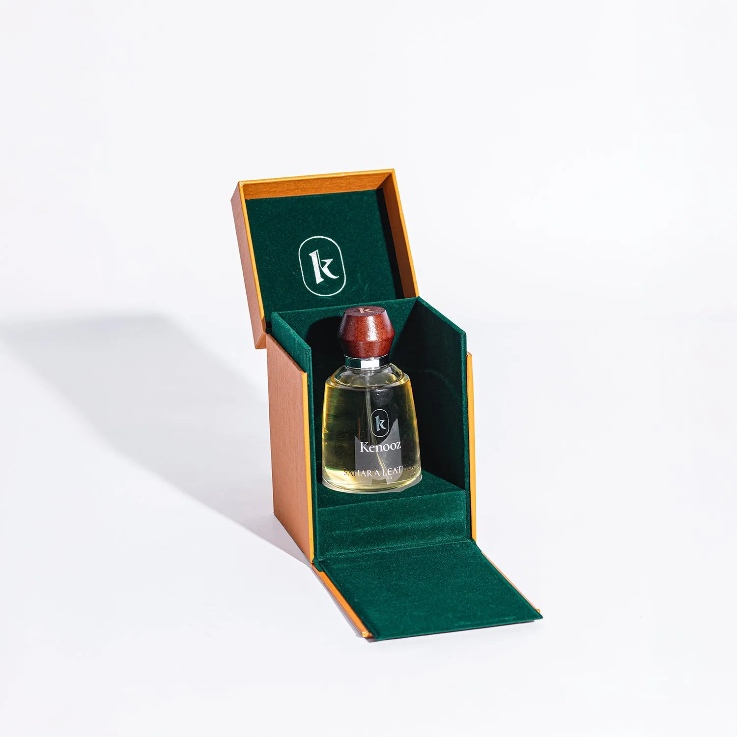 Sahara Leather 100ml Unisex Perfume Gift Set with Orange Roses and Eucalyptus by Kenooz